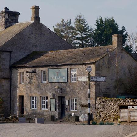 The Buck Inn, مالهام المظهر الخارجي الصورة